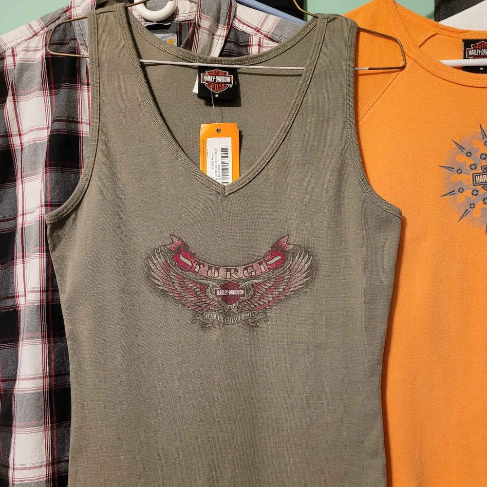 Woman's tank top